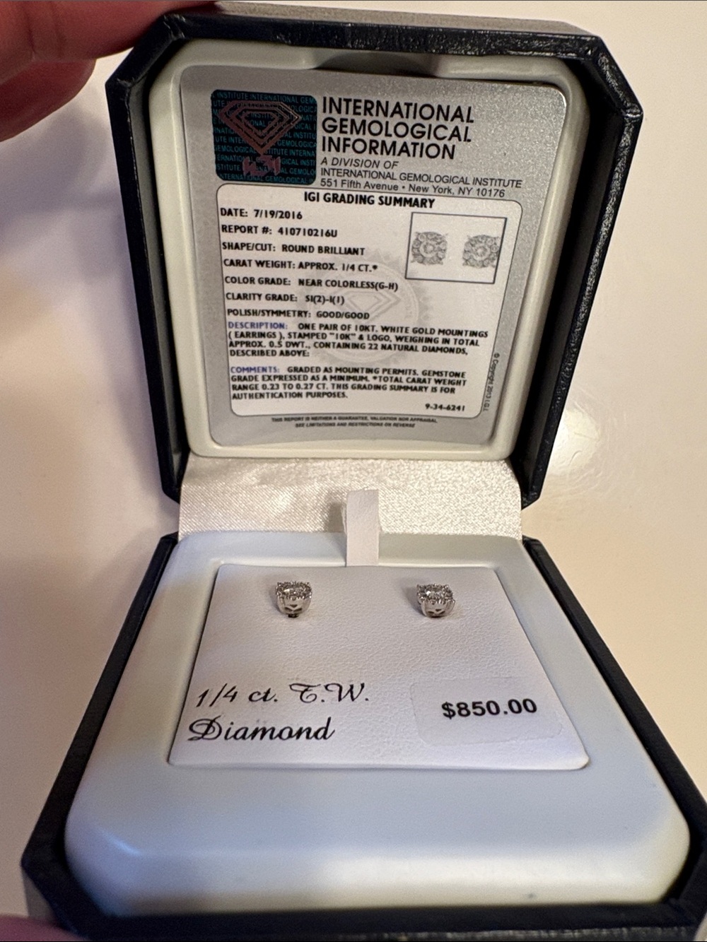 Certified 1/4 cttw diamond earrings in original box. Purchased circa 2016.
